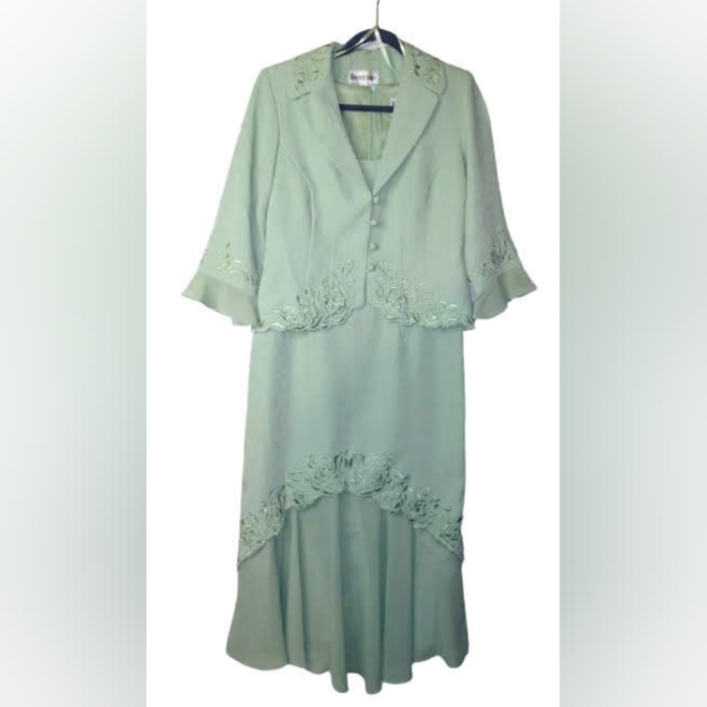 Danny and Nicole Lime Green Size 10 Two Piece Dress Suit